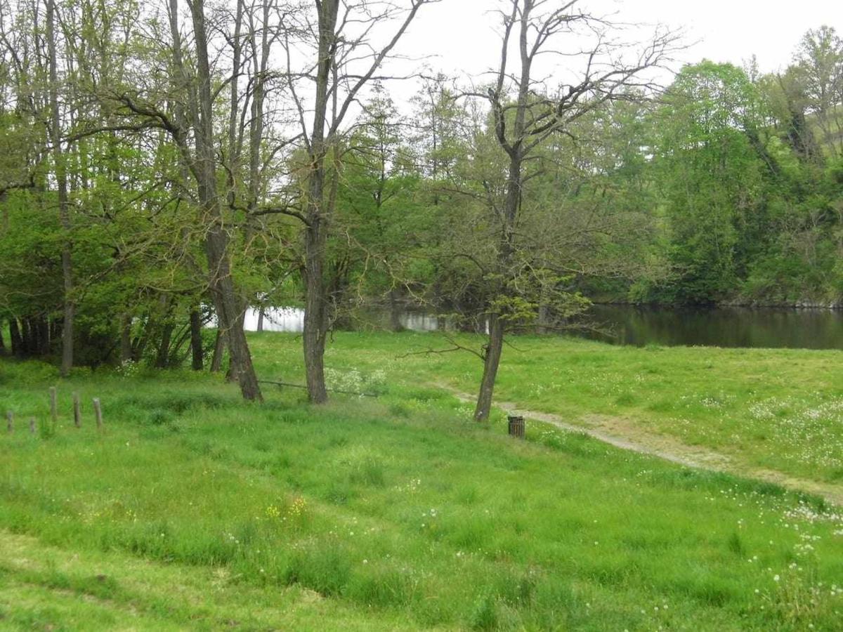 Joli Petit T2 Calme Au Bord De Leau Βίλα Vieille-Brioude Εξωτερικό φωτογραφία